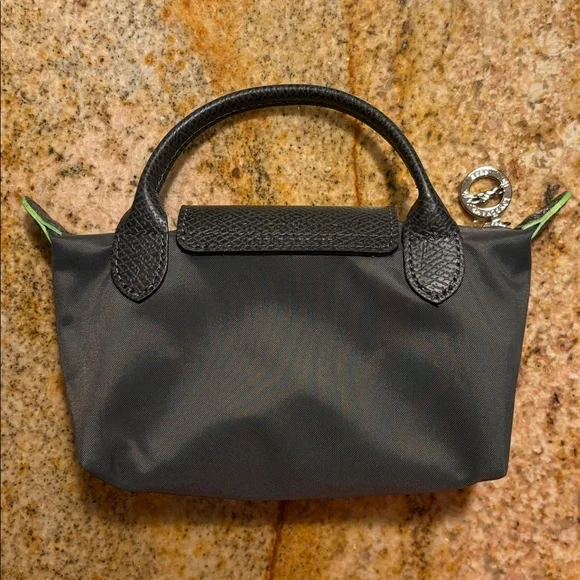 Longchamp Le Pilage Green Pouch with Strap and insert - Picture 4 of 16